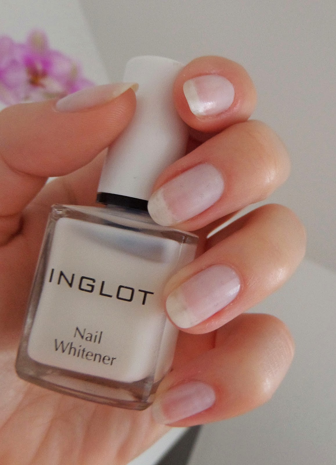 ohh ISABELL Nail Whitener Inglot