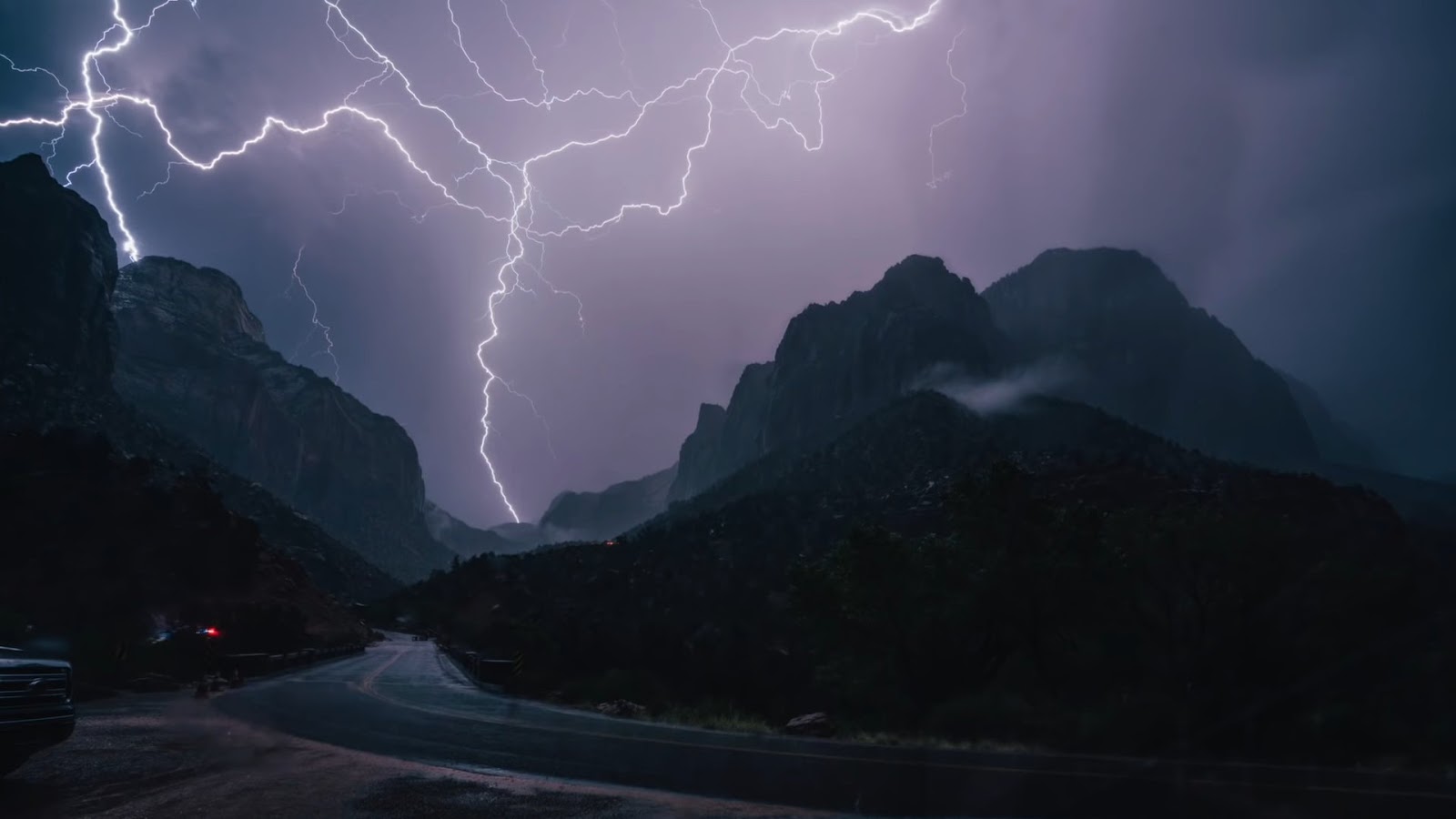 TAKE STRIKING LIGHTNING Photos Now! 5 Secrets to take photos of the lightning Photography
