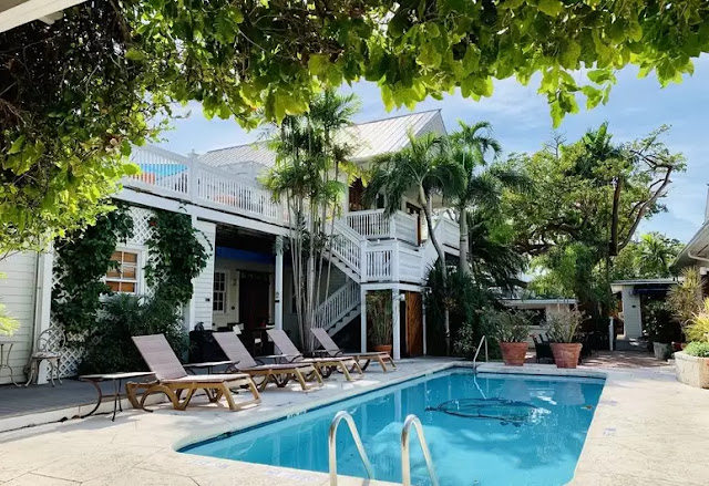Heron House Adult B&B offers guests a warm, colorful, romantic vacation experience in the heart of Key West. Relax in our elegant, artistic, and intimate surroundings—among orchids galore!