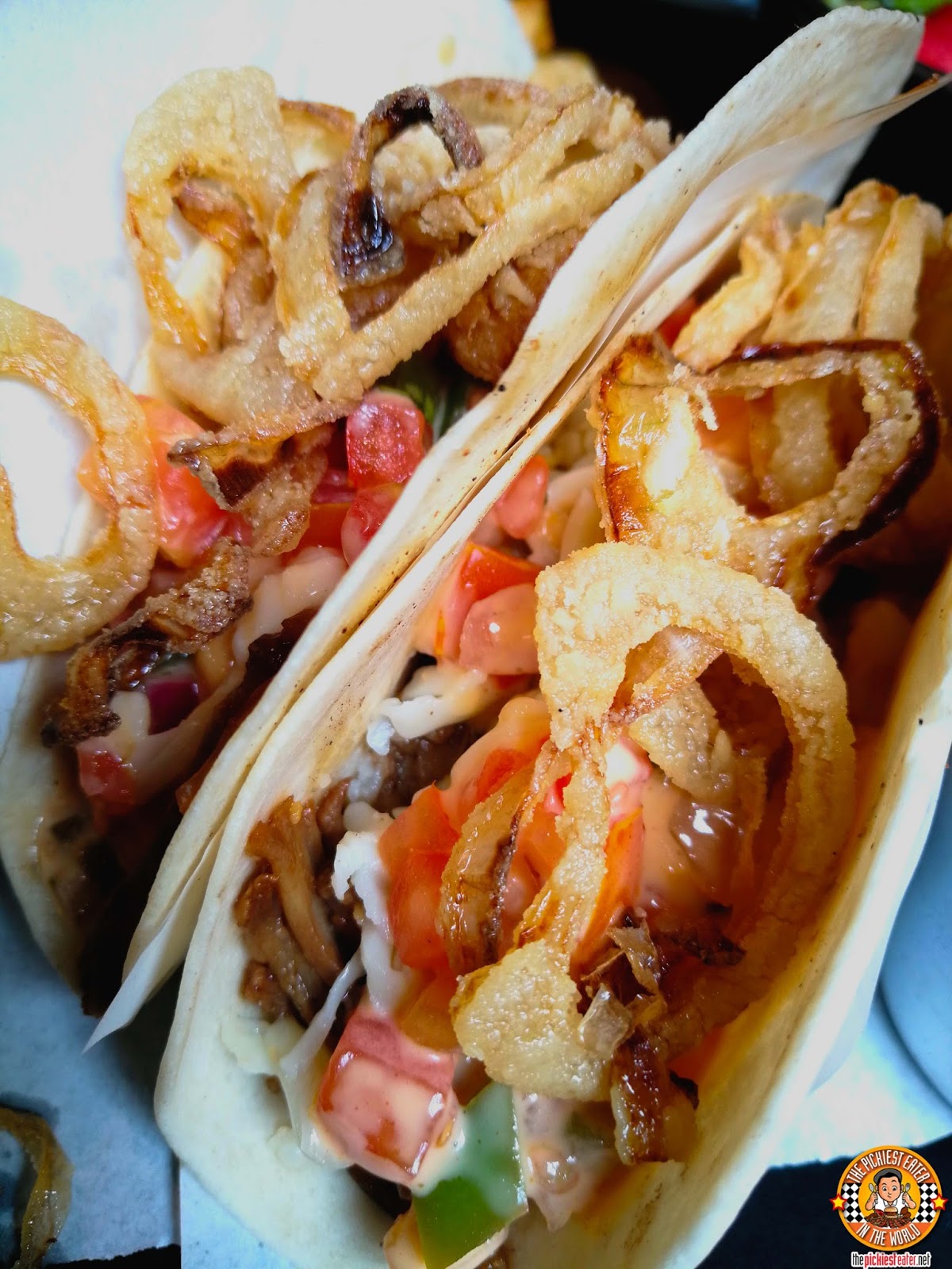 THE PICKIEST EATER IN THE WORLD APPLEBEE'S NEW MENU THE CELEBRATION