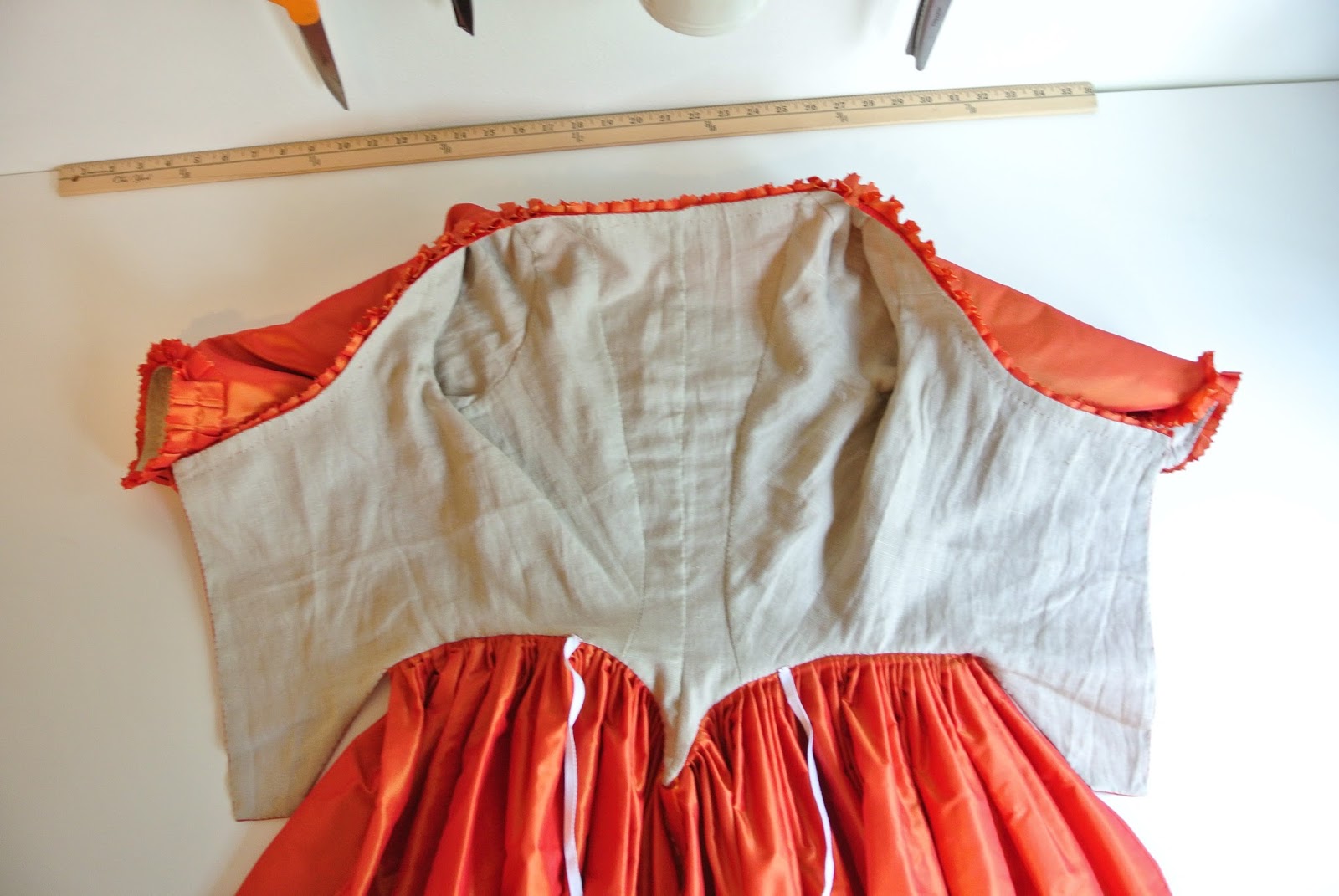 That's Sew Minnesota : Orange silk taffeta robe a l'anglaise