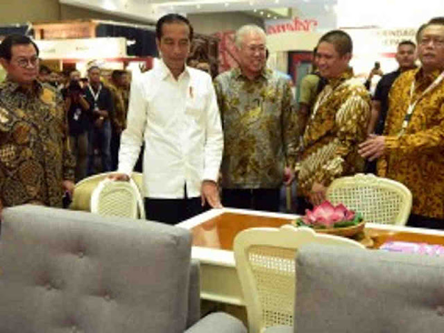 Jokowi Berharap Kualitas Produk Furnitur Tumbuh 2 Digit Jokowi Berharap Kualitas Produk Furnitur Tumbuh 2 Digit