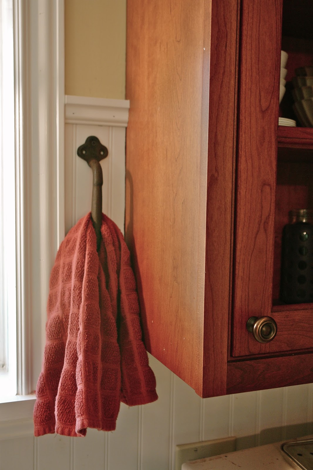 REDWOODSHIRE learning to grow; growing to learn A Barn Door Handle Towel Hanger