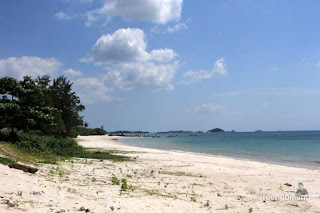 pantai mabai belitung