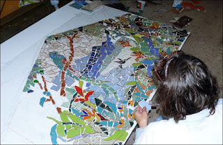 creating the costa rica mosaic on fiberglass mesh