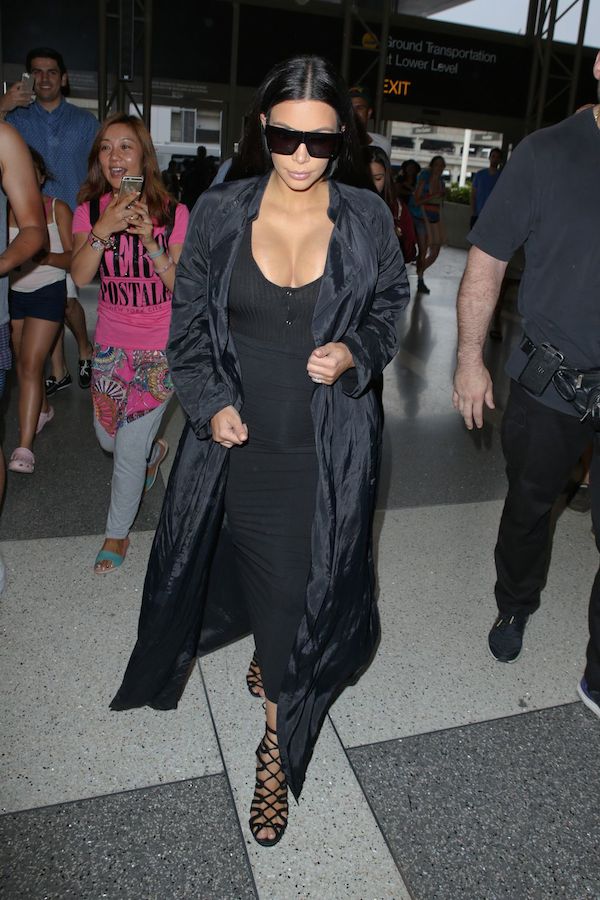 Oliviya Peat: Get the Look | Longline Macs | Kim Kardashian