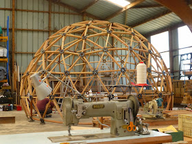 Les Toiles Du Berger ...: Couture D'une Toile De Dôme Geodesique