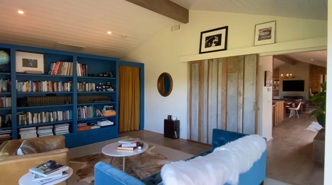 28 Interior Design Photos vs. 6608 Portshead Rd, Malibu, CA Luxury Home Tour