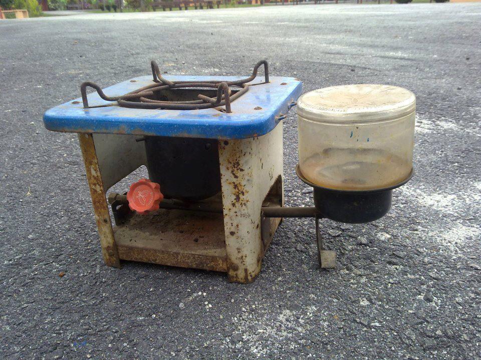 Di Celah Kehin Pernahkah Anda Semua Menggunakan Siapakah Yang Pernah Gunakan Dapur Minyak Tanah Gas Org Kedah Panggil Ingat Dulu2 Guna Ni Kena Pi Beli Dlm Botol Berapa Sen Sgt