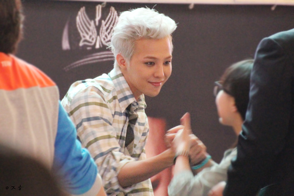 BIGBANG GREAT: Photo & Clips -G-Dragon’s Handshake Event (HQ PICTURES ...