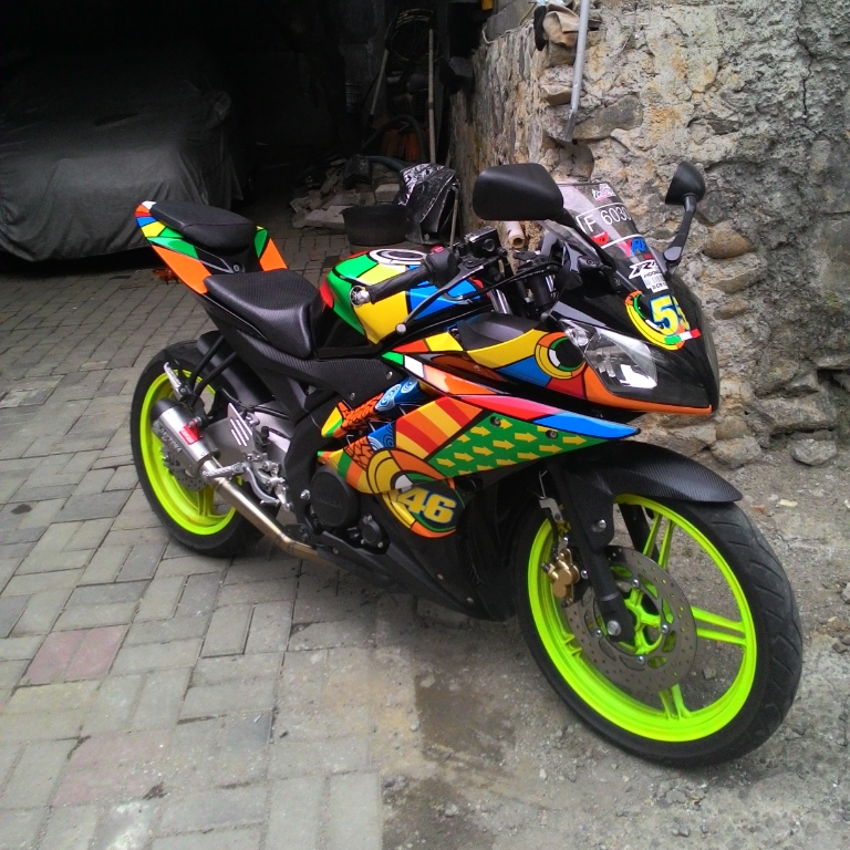 Modifikasi Yamaha R15 ala VR46 Yamaha R15 Club Indonesia 