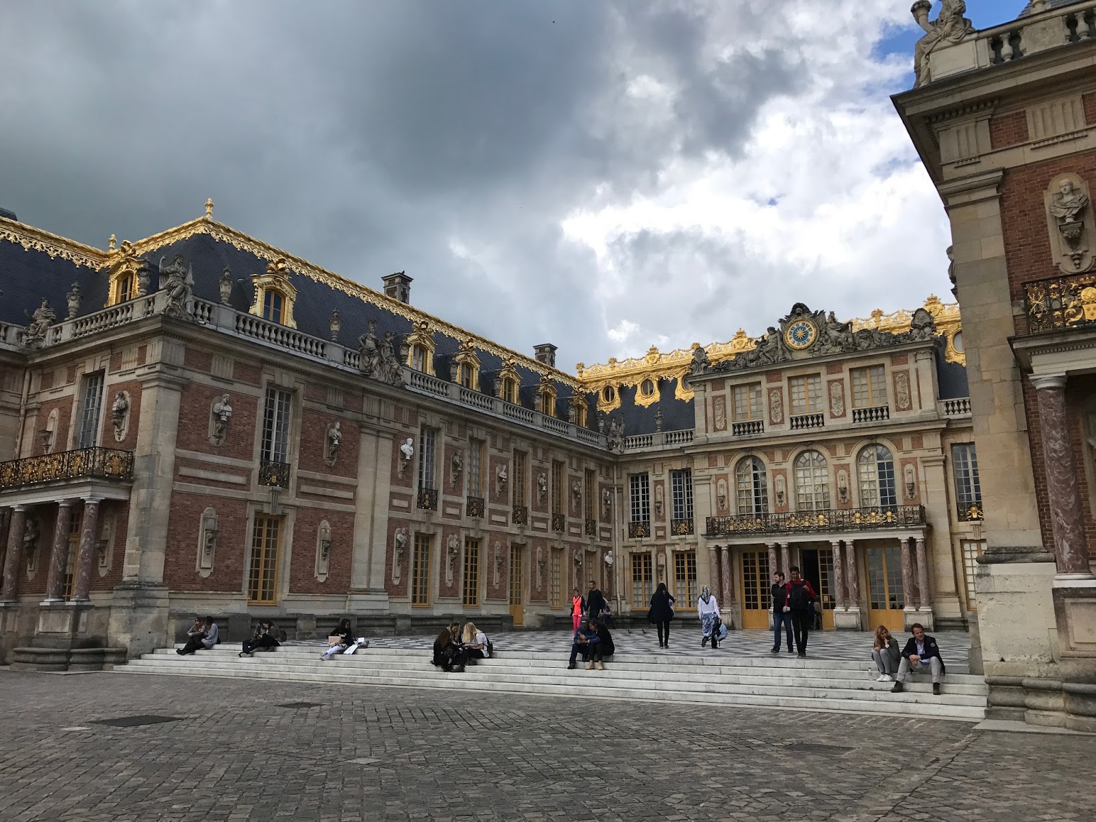 LE PALAIS DE VERSAILLES visual data 2