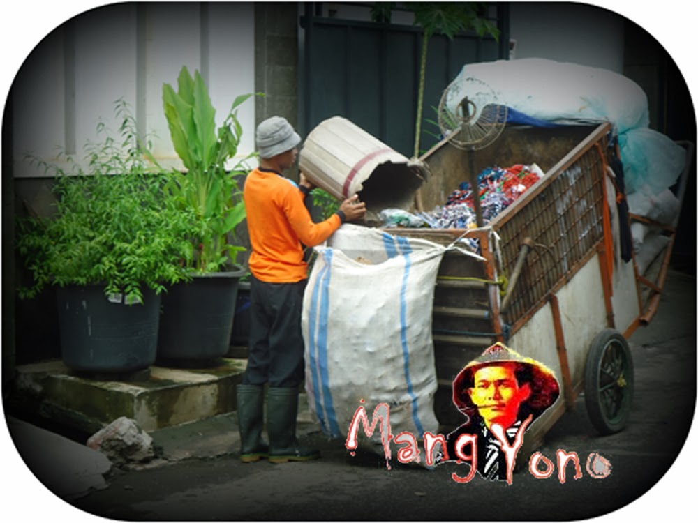 Personil Kebersihan Perumahan Kavling POLRI Personil Kebersihan Perumahan Kavling POLRI