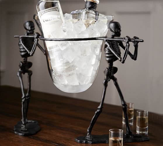 they had a version of this serving bowl set last year but its so cute i can see why they brought it back - Pottery Barn Halloween Decorations they had a version of this serving bowl set last year but its so cute i can see why they brought it back - Pottery Barn Halloween Decorations