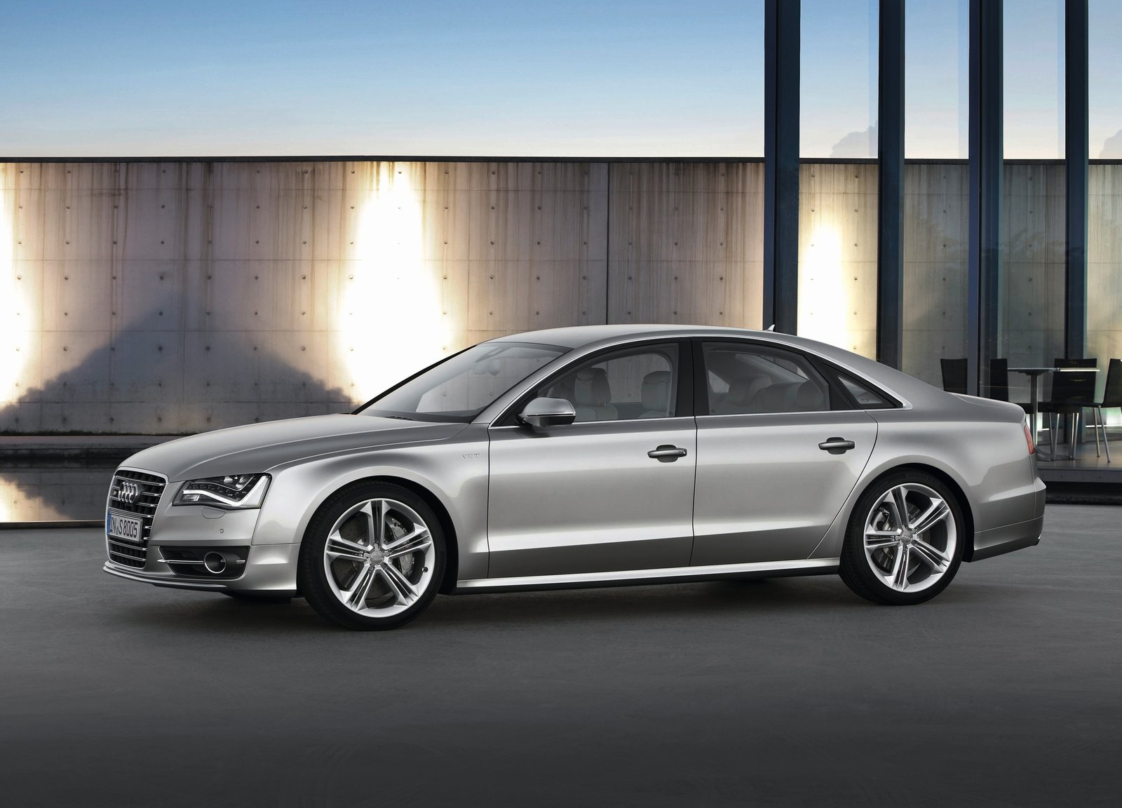 2012 / 2013 Audi S8 Wallpapers | The World of Audi