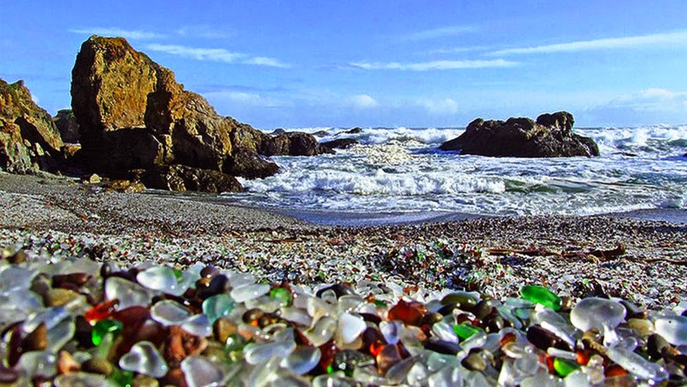 Glass-Beach-Beautiful.jpg