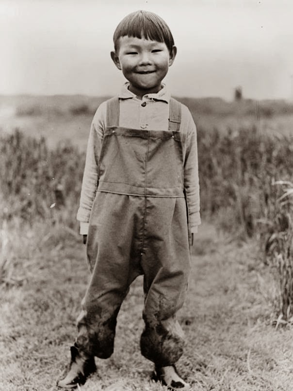alaska indians I'm dyiing if your white, you aren't native american of course you could be born in america but that don't make you native also, alaskan natives are not asian. alaska indians I'm dyiing if your white, you aren't native american of course you could be born in america but that don't make you native also, alaskan natives are not asian.