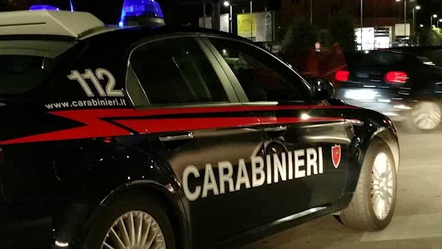  A Vico del Gargano uomo minaccia familiari e Carabinieri con un bastone. Arrestato