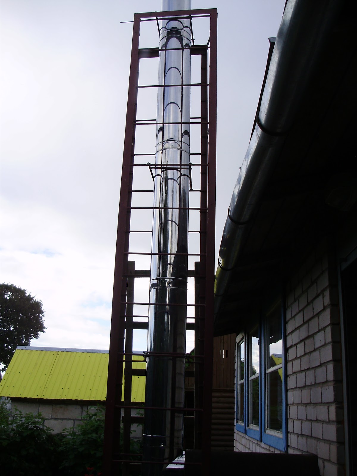 Дымовая труба ферменного типа