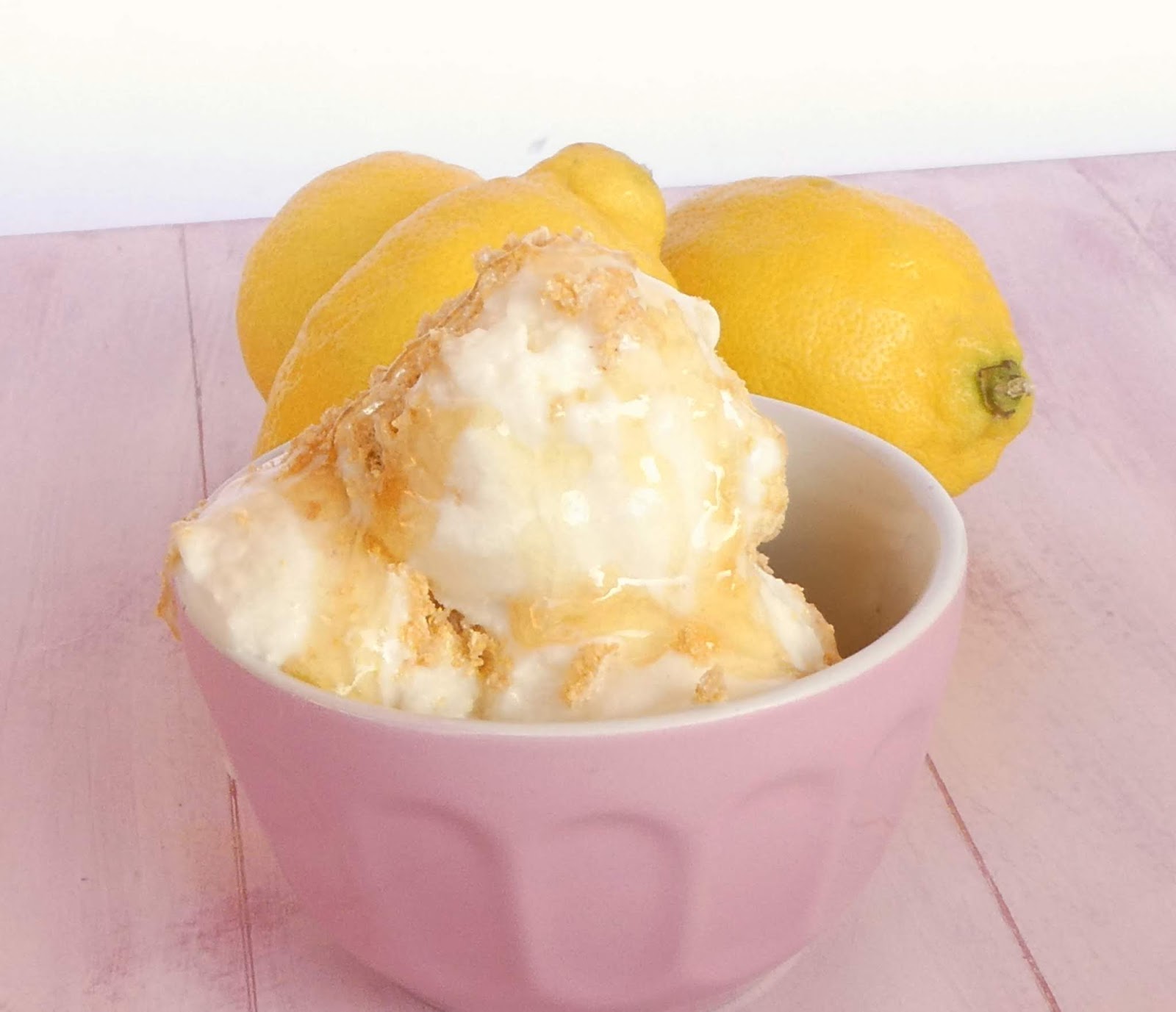 Una Fiera en mi cocina Helado Pie de Limón LIGHT