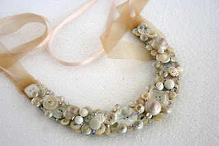 Retro Betty Vintage Jewelry: Shell Necklaces