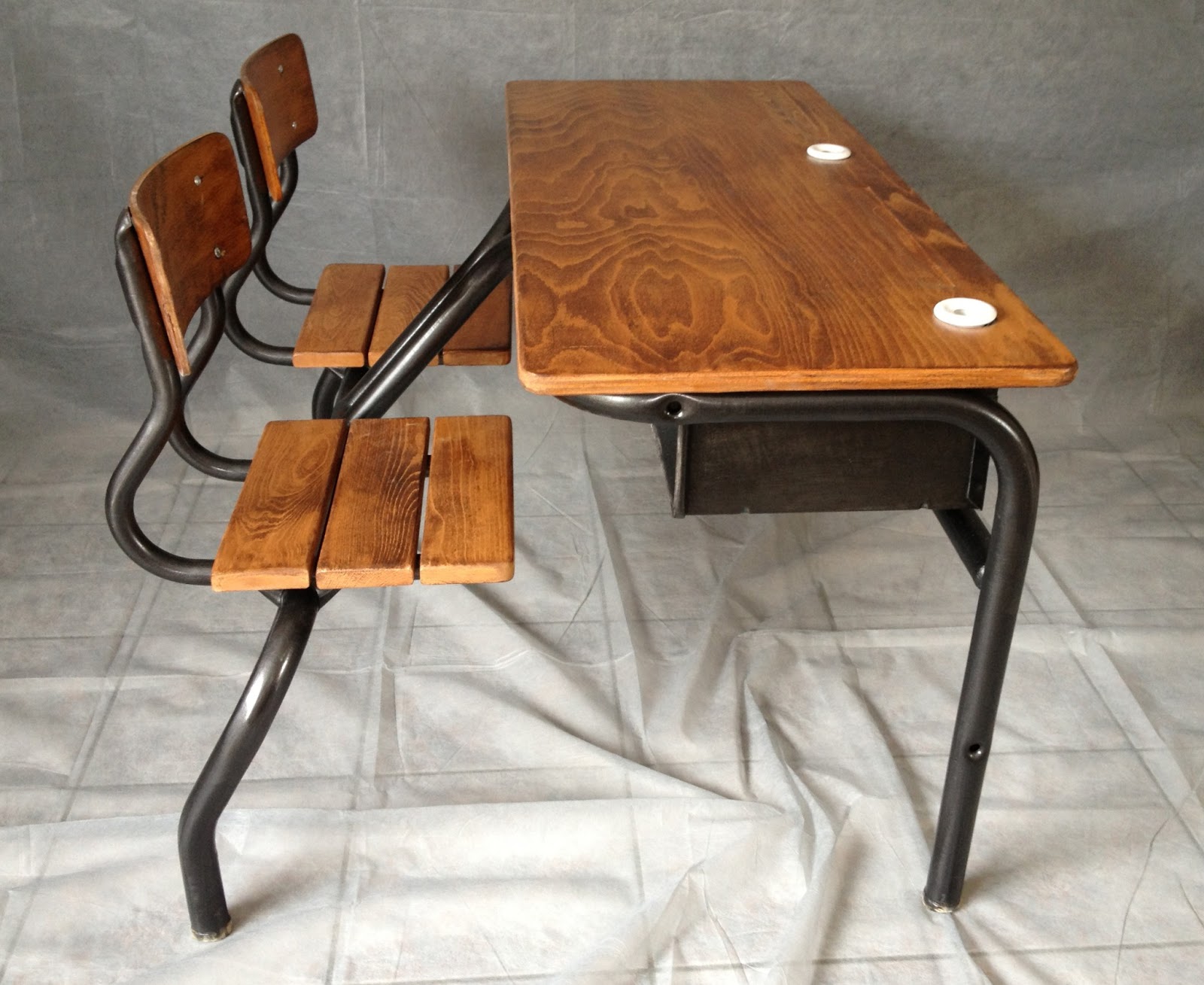 From Hell: Bureau d'écolier