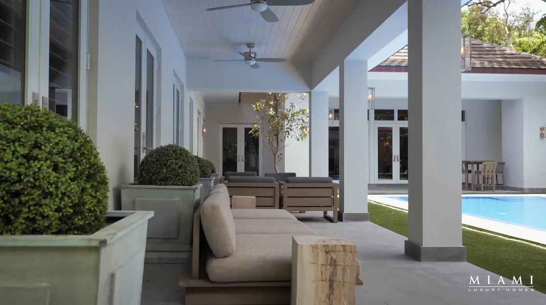 53 Interior Design Photos vs. 4100 Kiaora St, Miami Luxury Mansion Tour