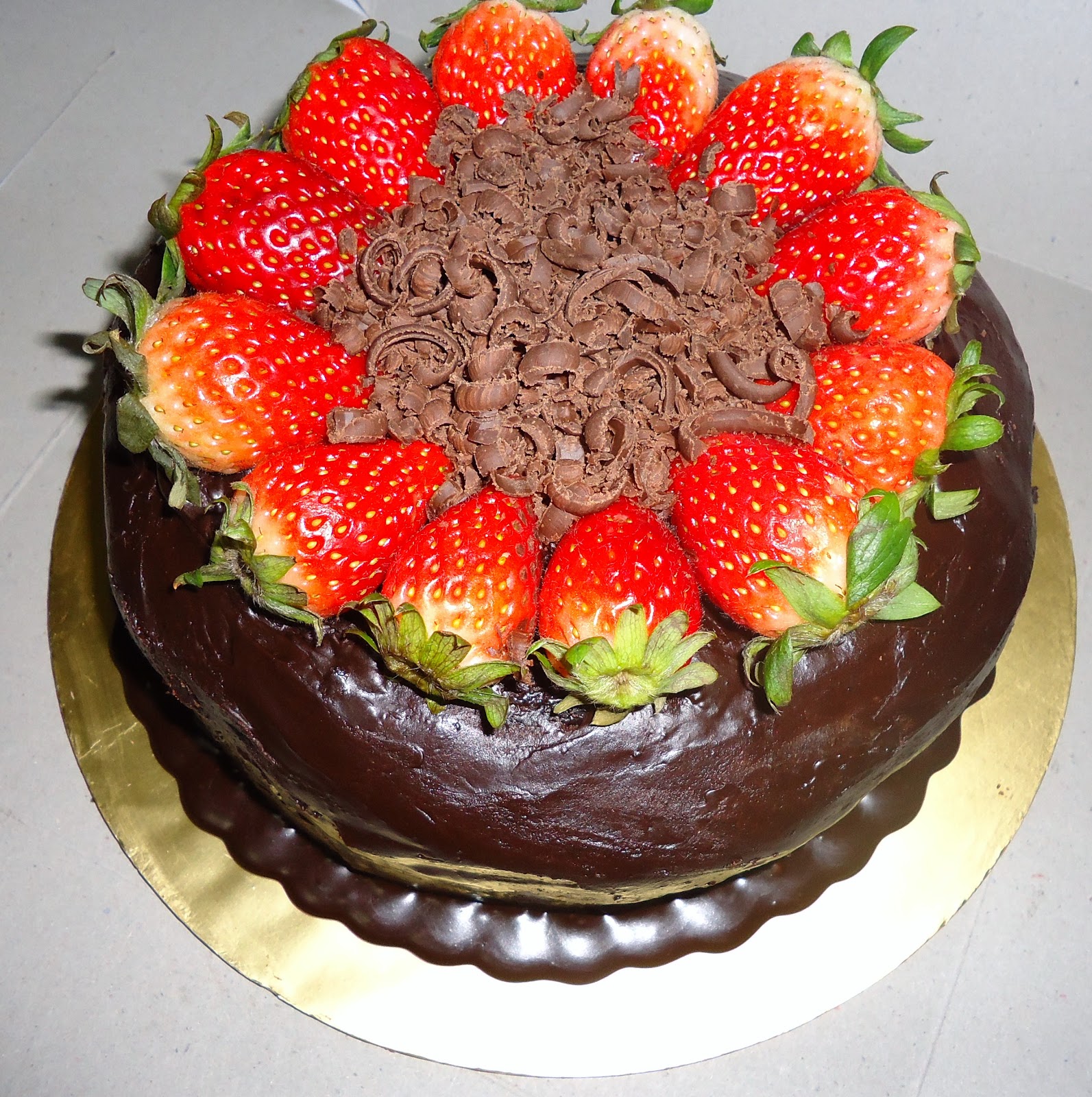 Cekta Bakery: KEK CHOC MOIST WITH STRAWBERRY