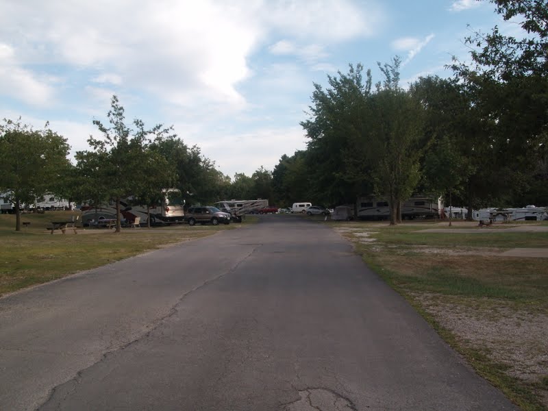 Osage Bluff Quilter Casita road trip to Mark Twain lake