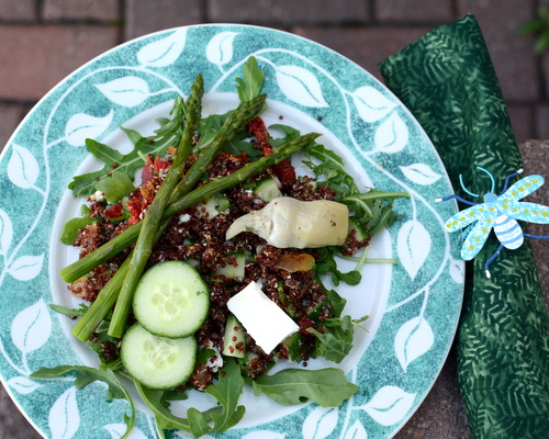 Red Quinoa Salad Your Way, another healthy concept recipe ♥ KitchenParade.com. Gluten Free. Weight Watchers Friendly.