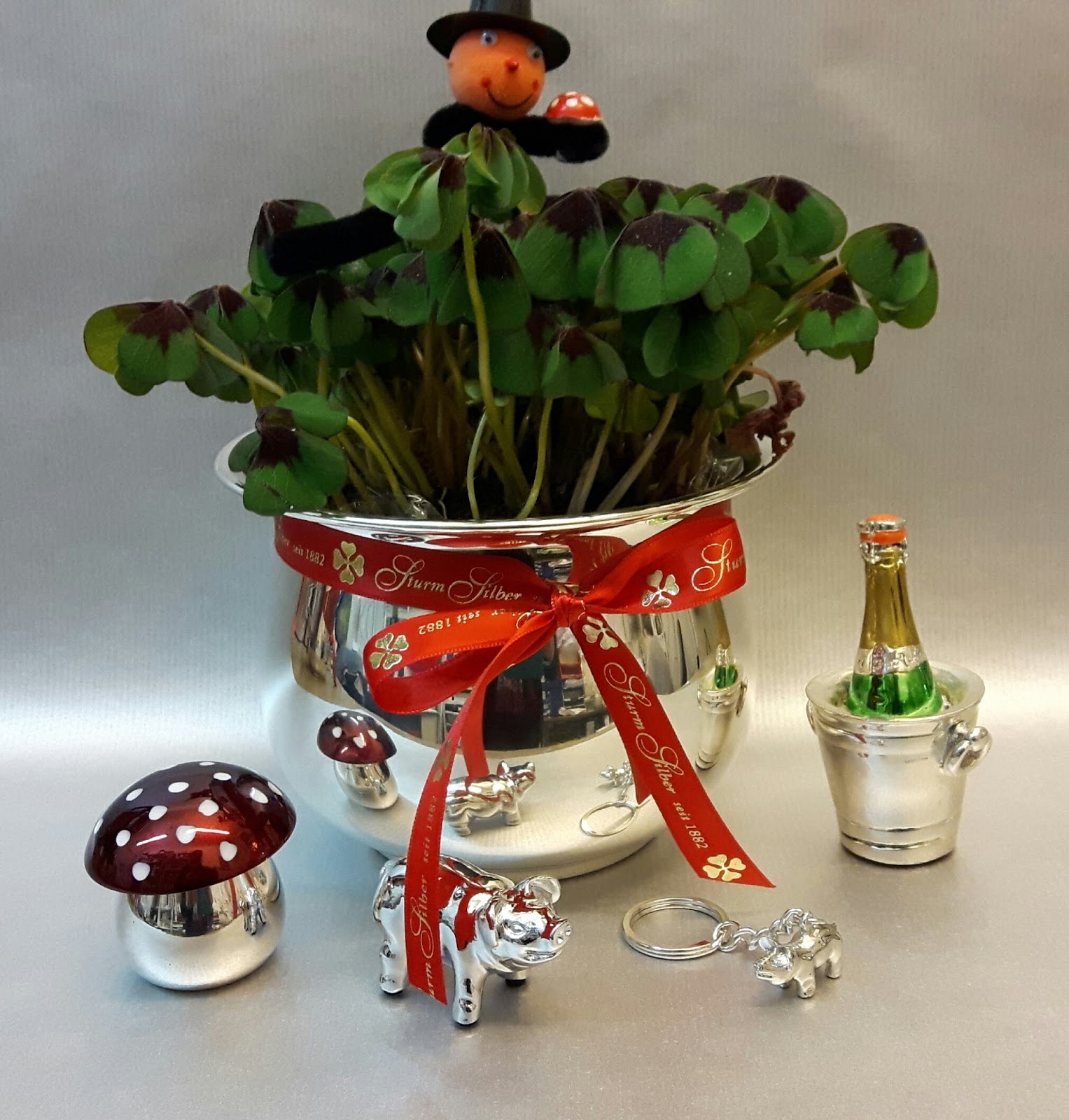 Sturm Silber: Happy New Year Geschenke ab € 12,- Sturm Silber: Happy New Year Geschenke ab € 12,-