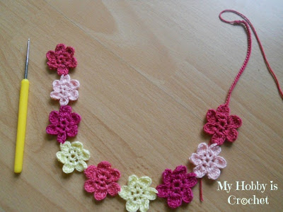 Flower Necklace Hawaiian Dream - Free pattern with tutorial