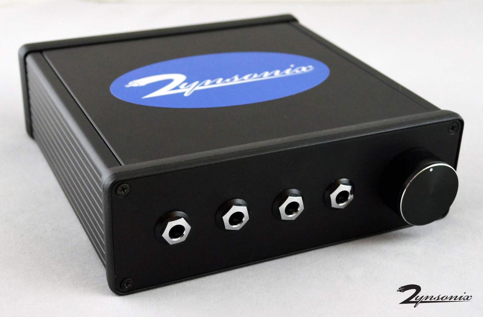 DIY Audio Electronics from DIY Headphone Switchbox