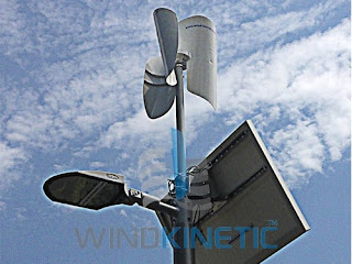 hybrid-street-light-in-florence-italy-wind-kinetic