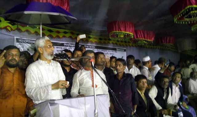 People's rally at the meeting of the candidate Mahmudul জাপা প্রার্থী মাহমুদুল এর পথসভায় জনতার ঢল
