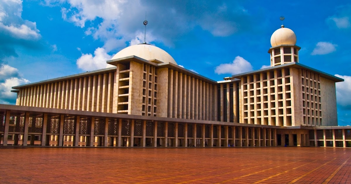 STRUKTUR ORGANISASI RUMAH IBADAH UMAT MUSLIM (MASJID)