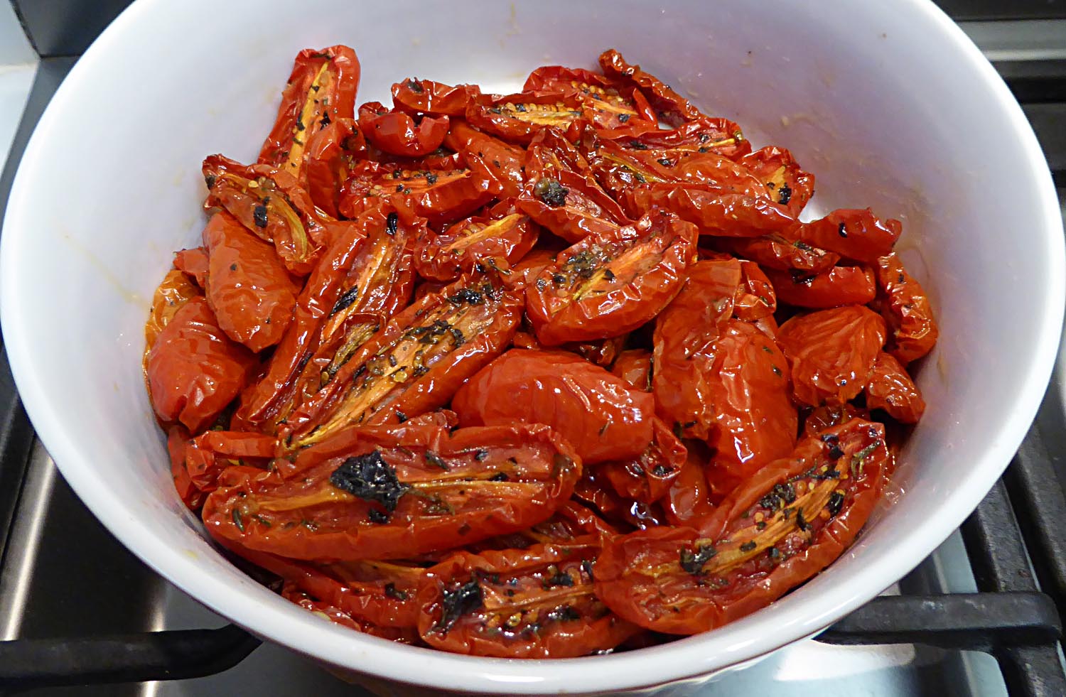 Living the life in SaintAignan Tomates confites = slowroasted tomatoes