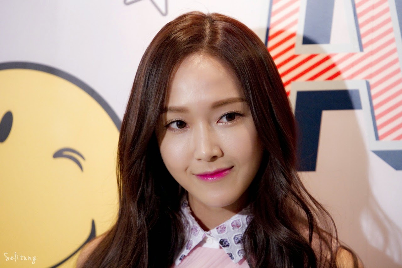 Soshi95: Jessica @ Anya Hindmarch Event Pictures 190114