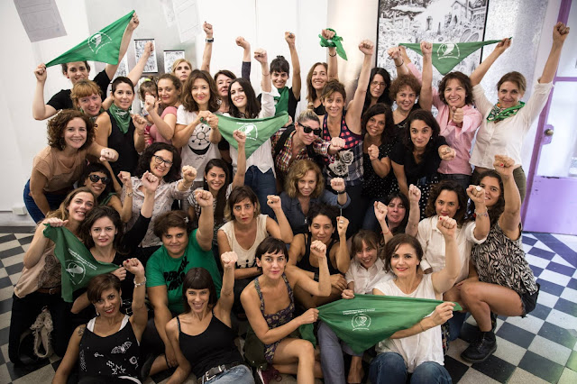 Más de 250 actrices y escritoras argentinas piden que se despenalice el aborto