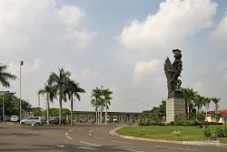 patung proklamator soekarno-hatta bandara cengkareng
