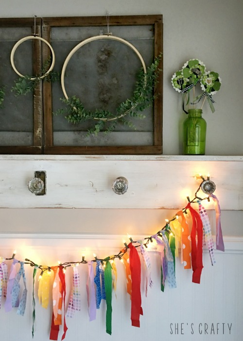 Make A Fabric Banner - Decor Fix