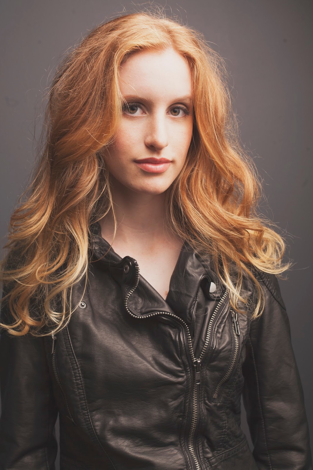 Krista Lee Photography Lucy Headshot Photography Session / Block