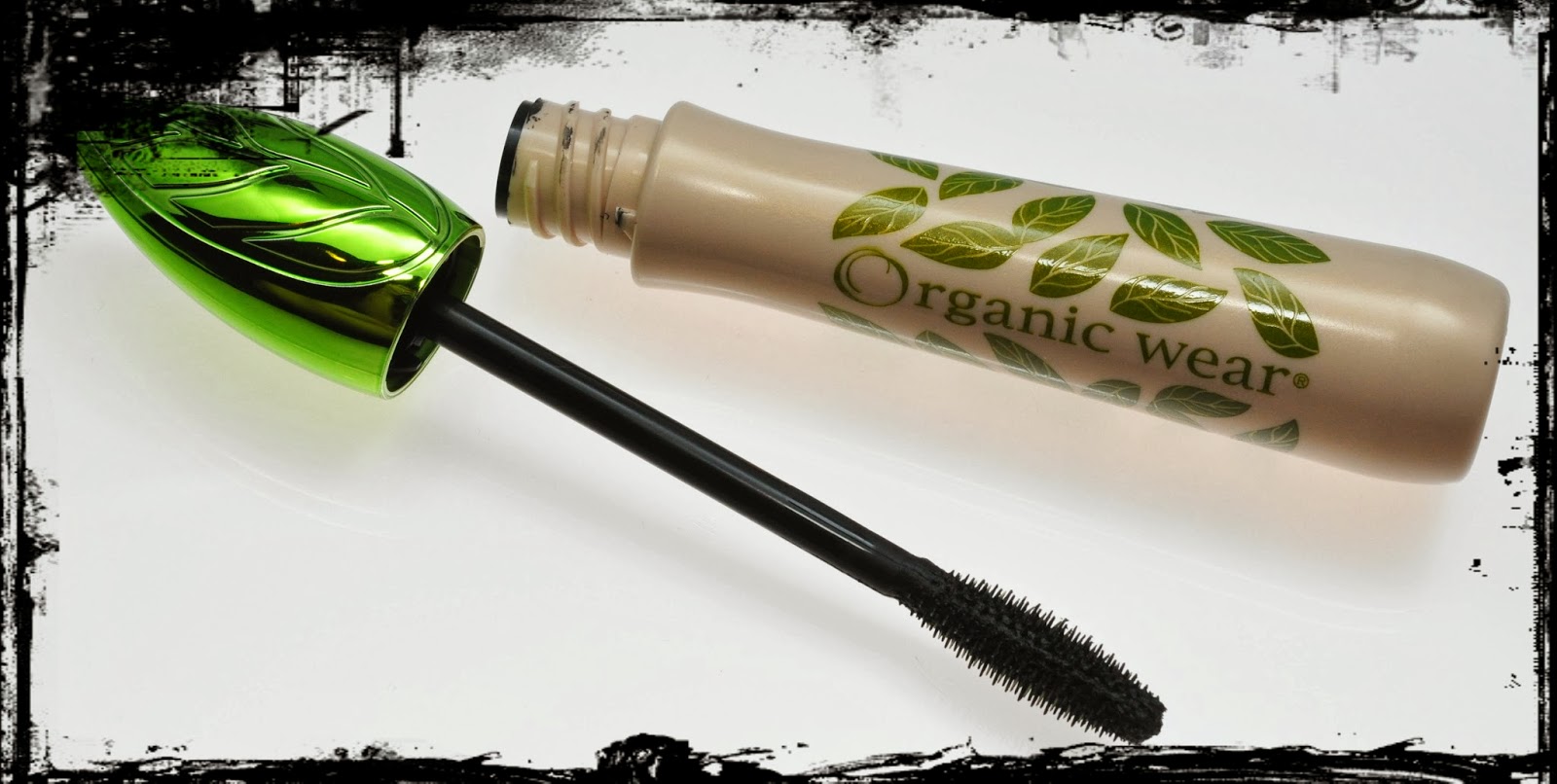 Globulinas de colores IHERB Máscara de pestañas de Physician Formula