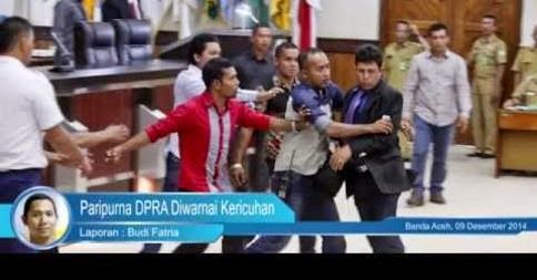 [Video] Paripurna DPR Aceh Diwarnai Kericuhan