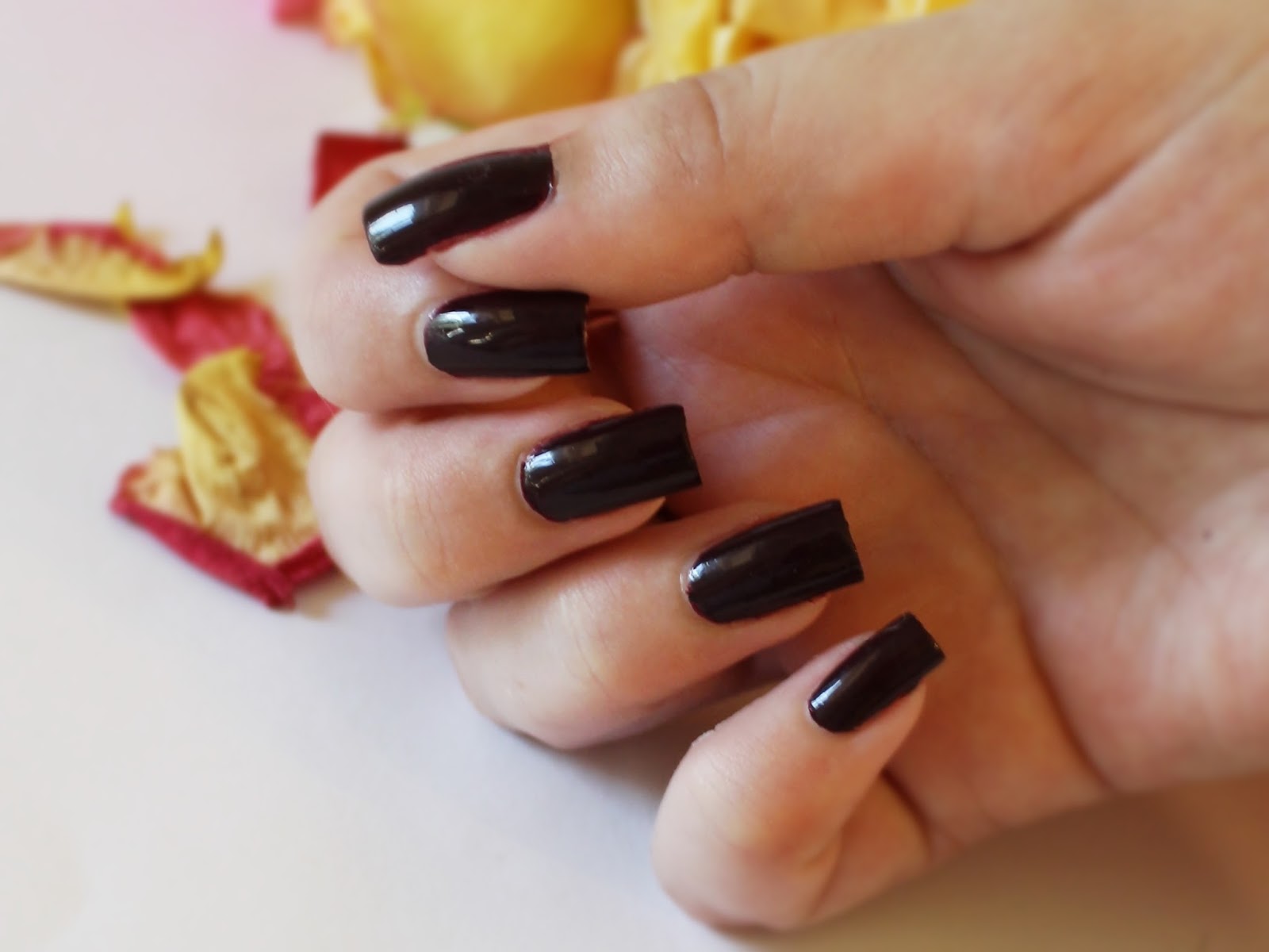 Catrice ICONails Ready To Grape Off! (36)