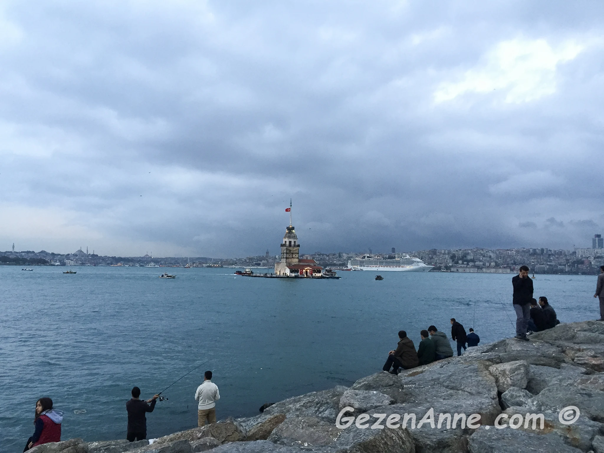 Kız kulesine karşı, Salacak Üsküdar İstanbul