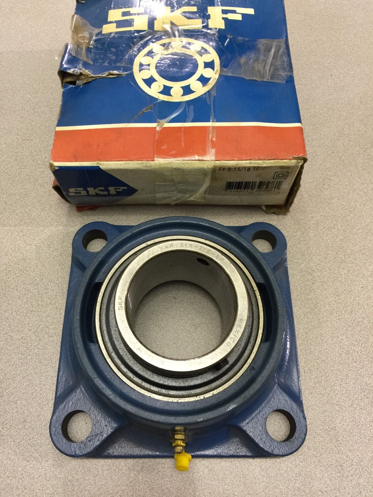 Double Row Taper Roller bearings NEW FY2.15/16 TF SKF 4BOLT FLANGE BEARING