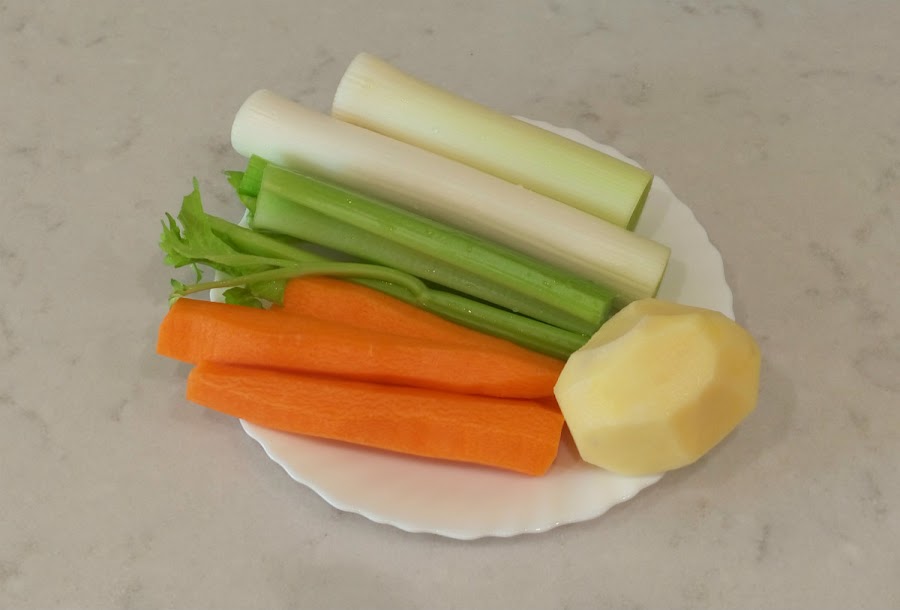 Zanahoria + puerro + apio + patata