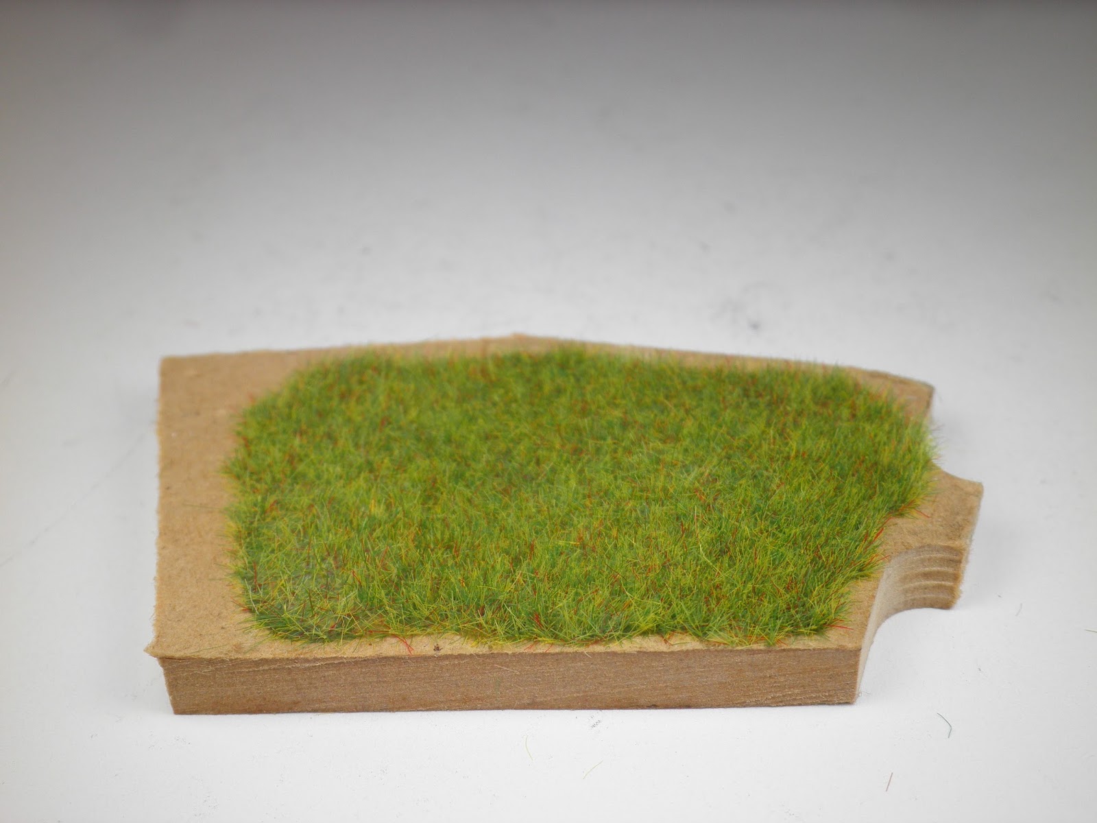 Benno's Figures Forum • DIY static grass applicator