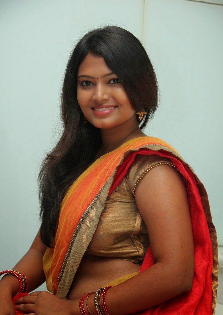 doodhwali aunty prameela hot in saree ... from 3.bp.blogspot.com. author pr...